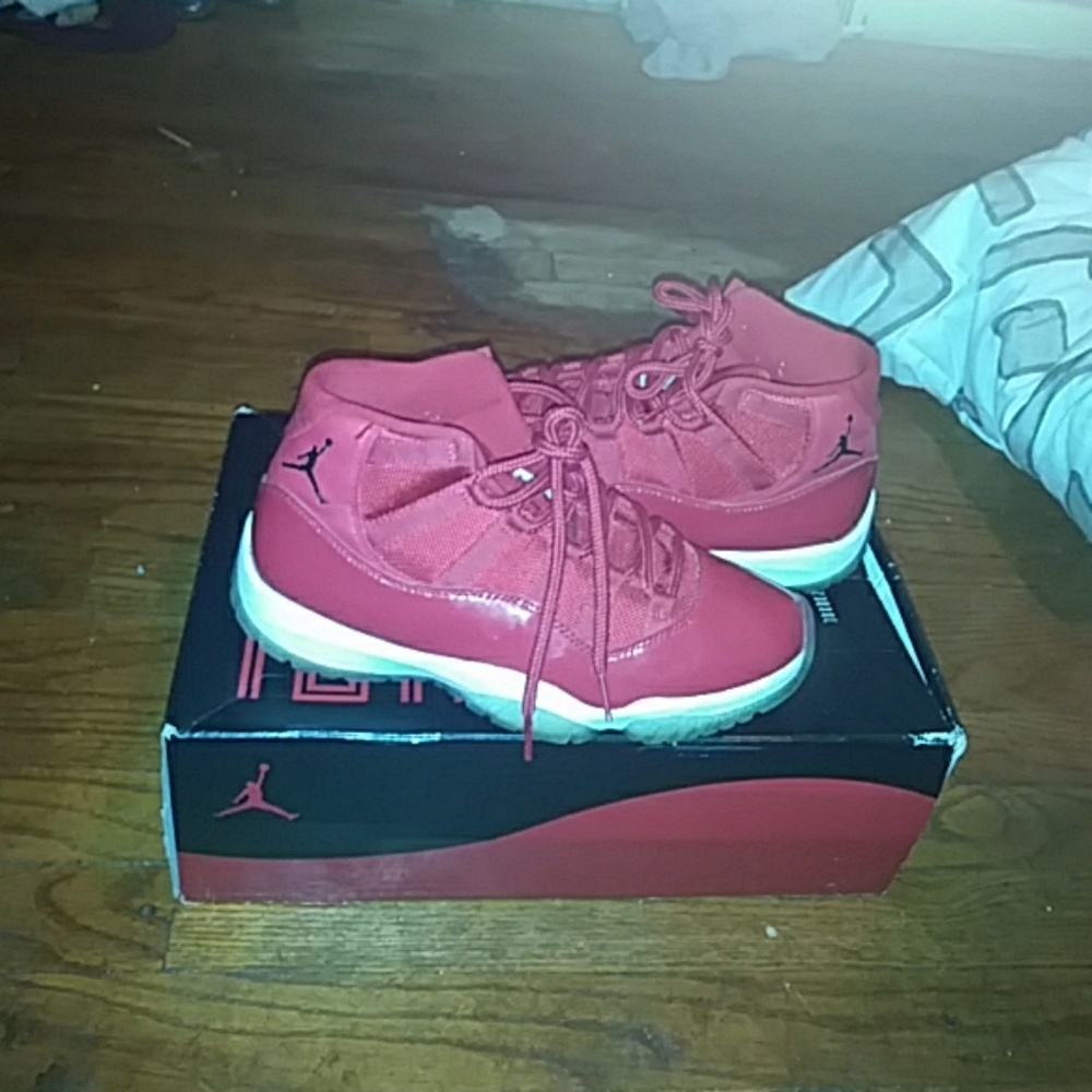 Jordan 11's